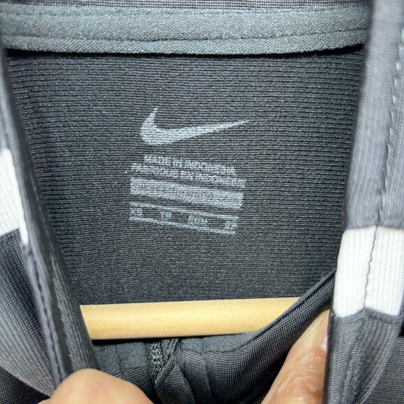 Nike Black Full Zip‎ Athletic Jacket - Women's XS - Picture 7 of 7